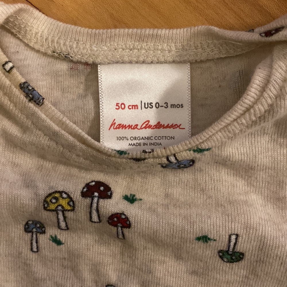 Hanna Andersson heathered oatmeal mushroom onesie and pant set 0-3 mo organic - Picture 2 of 5
